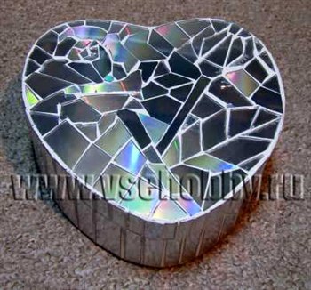 Шкатулка с мозаикой из CD дисков своими руками